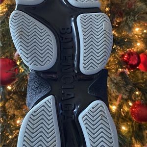 Brand new shoes haven’t worn them